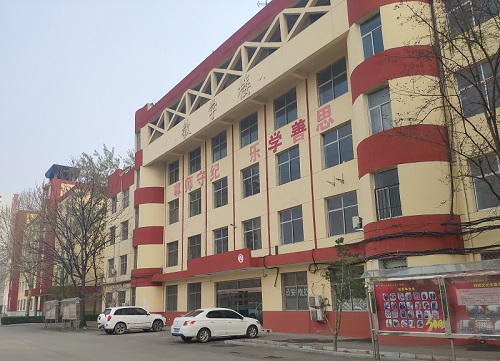 石家莊鐵路學(xué)校報名費(fèi)多少錢