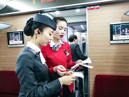 初三學航空乘務專業(yè)去哪個學校好？