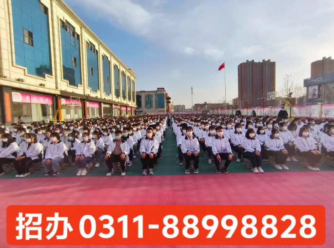 哪些學(xué)生適合報名石家莊天使護士學(xué)校2025年春季新生班？