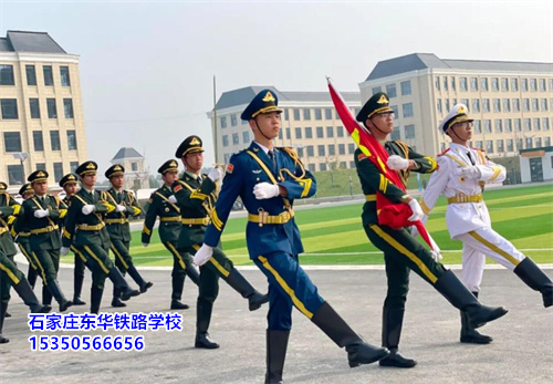石家莊東華鐵路學(xué)校管的嚴(yán)嗎？可以隨便出入學(xué)校嗎？
